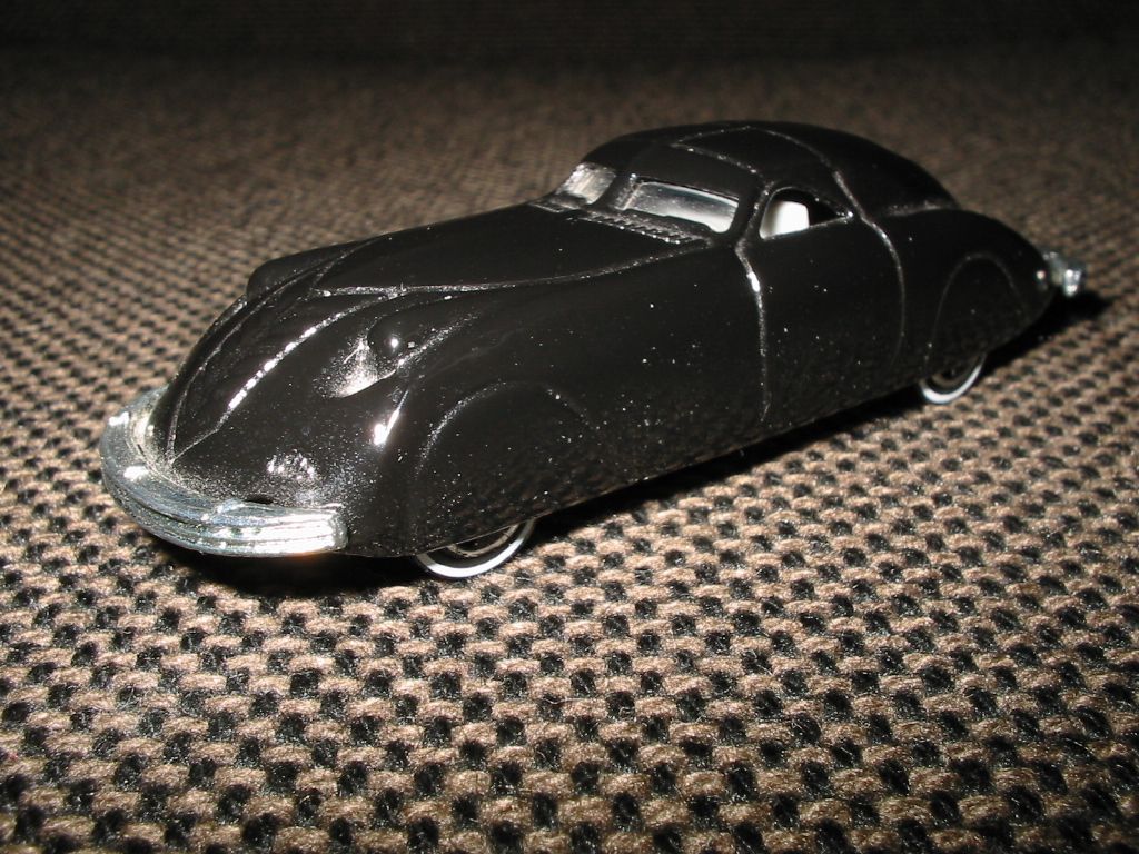 Phantom Corsair - HotWheels.JPG