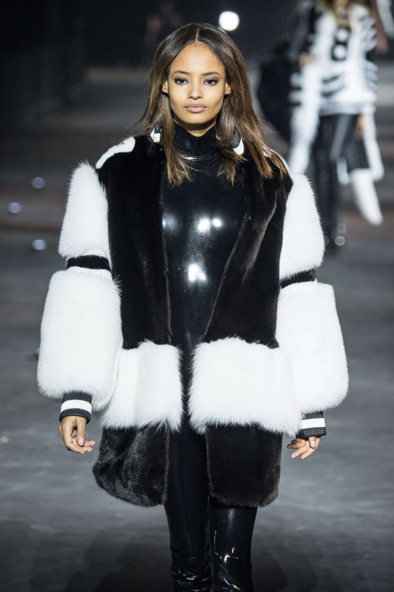 PHILIPP PLEIN FALL 2015 - MALAIKA FIRTH.jpg