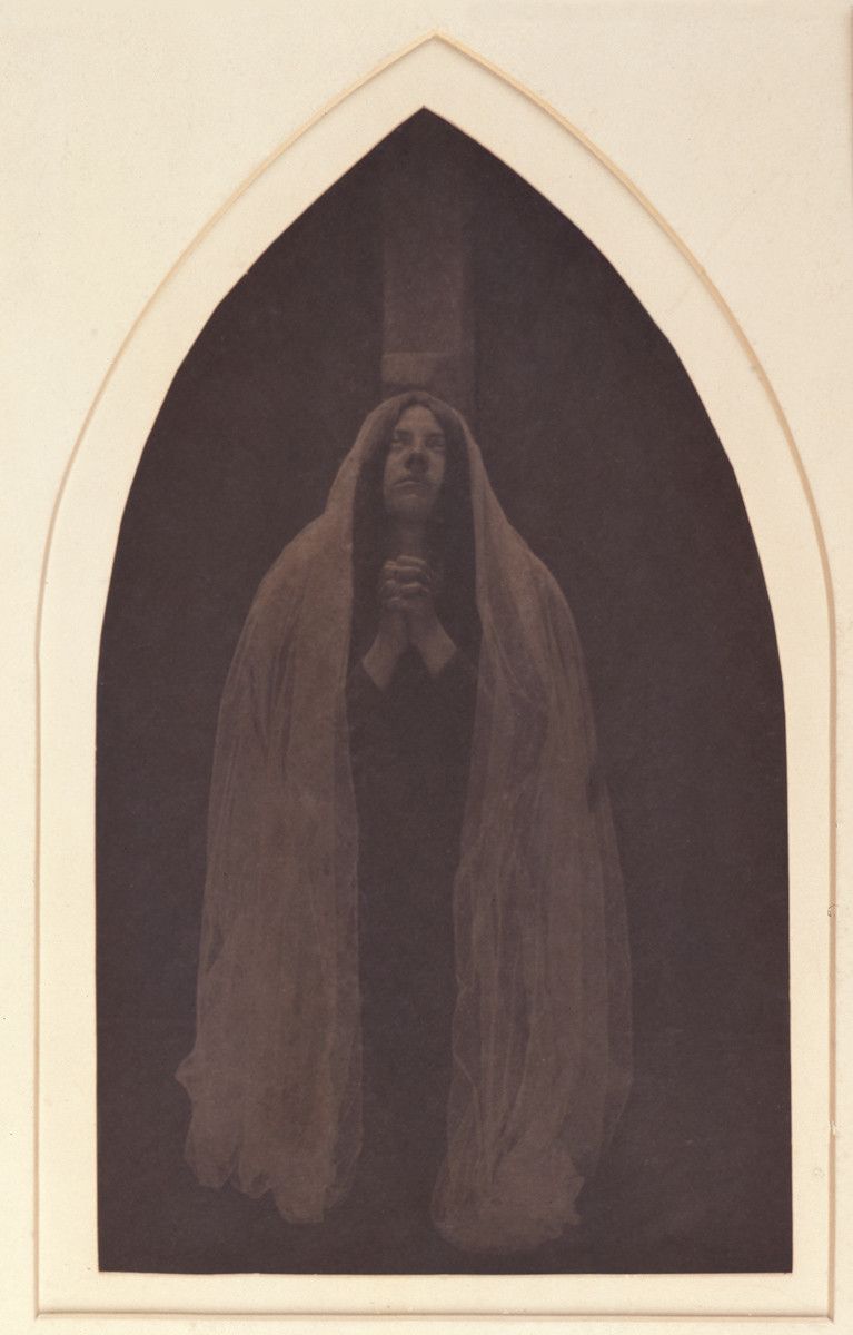 Pierre Dubreuil (1900) Mary under the cross from the triptych Christ au Sépulcre.jpg