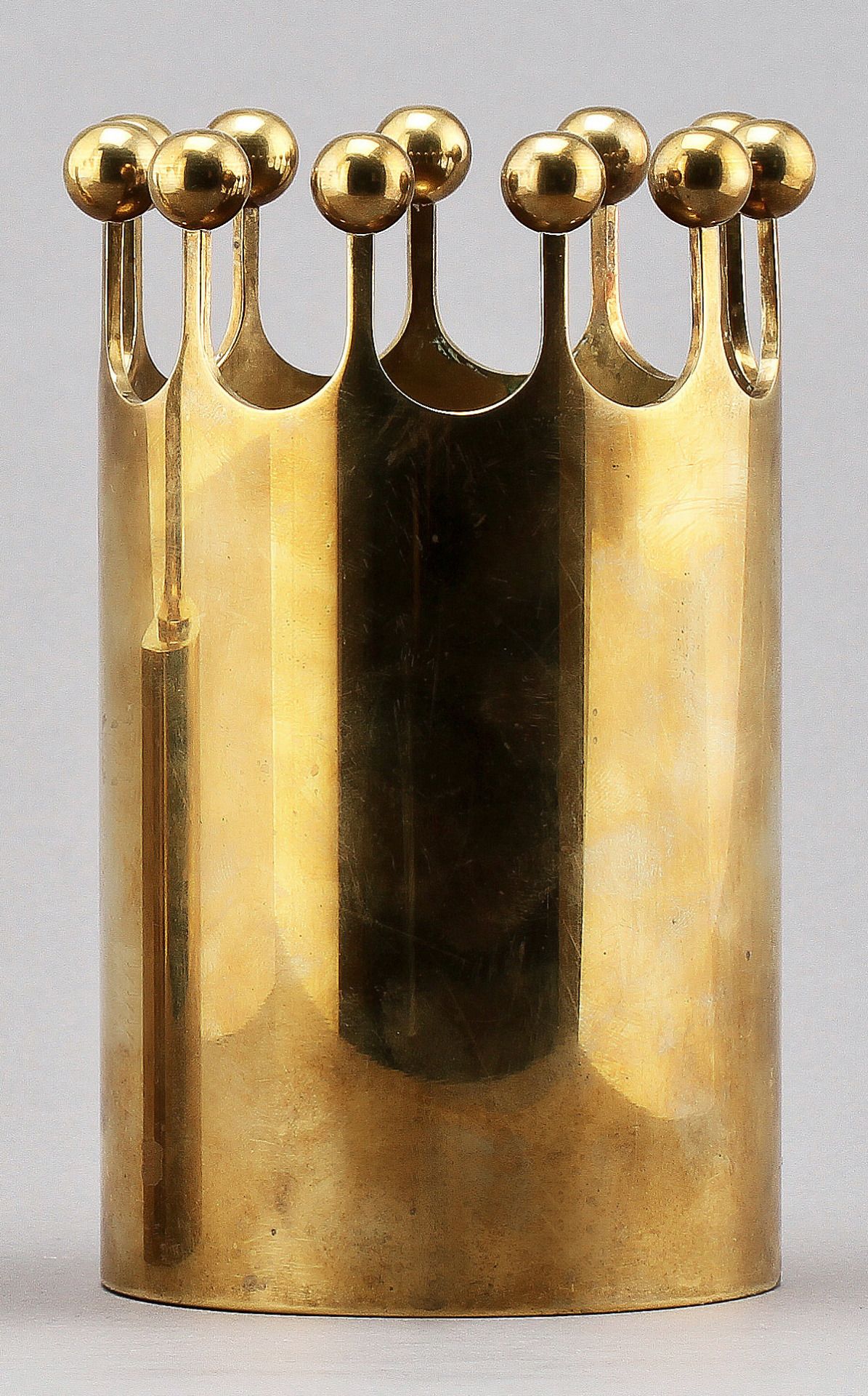 PIERRE FORSELL, Vase, c.1960s. Material solid brass, manufactured by Skultuna, Sweden.jpg