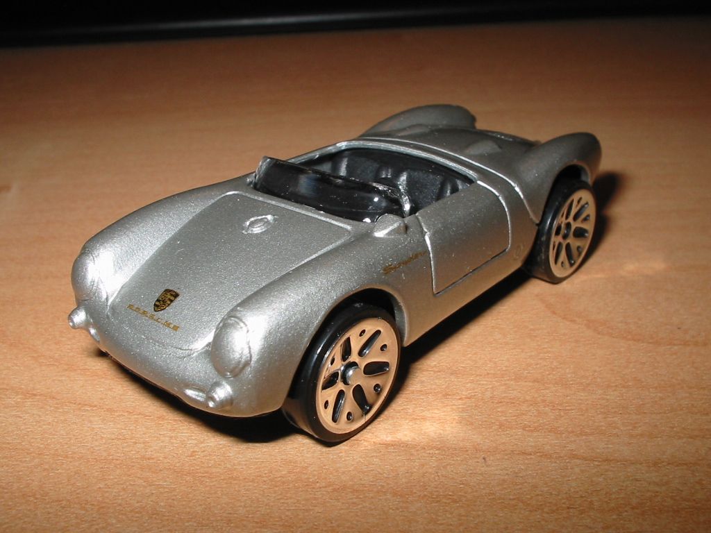 Porsche 550 A Spyder - Maisto.JPG