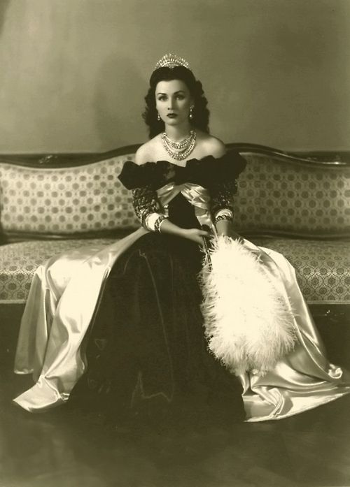 Queen Fawzia Fuad of Iran and Princess of Egypt, c. 1939.jpg