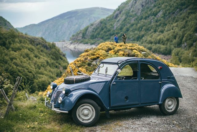 Rare-Vintage-Citroen-2CV-Sahara.jpg