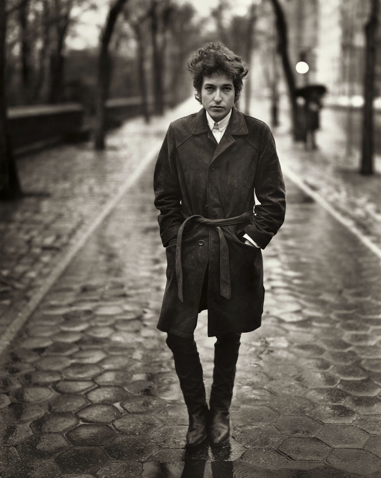 Richard Avedon - Bob Dylan (New York City, February 10, 1965).jpg