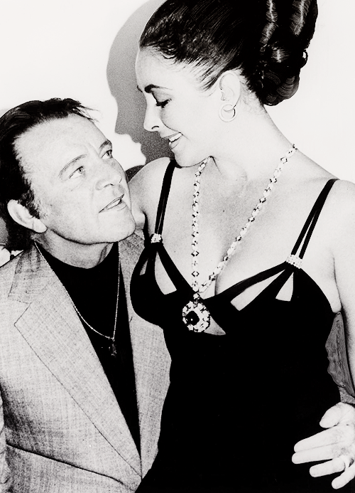 Richard Burton & Elizabeth Taylor.png