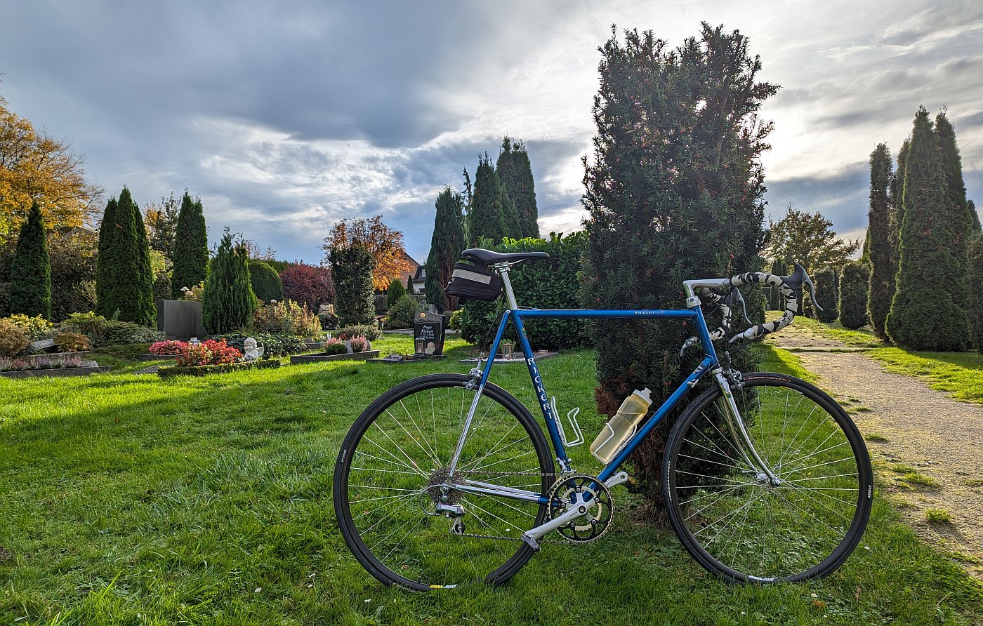 Rickert Friedhof Frömern 2024-10-20 1400p.jpg