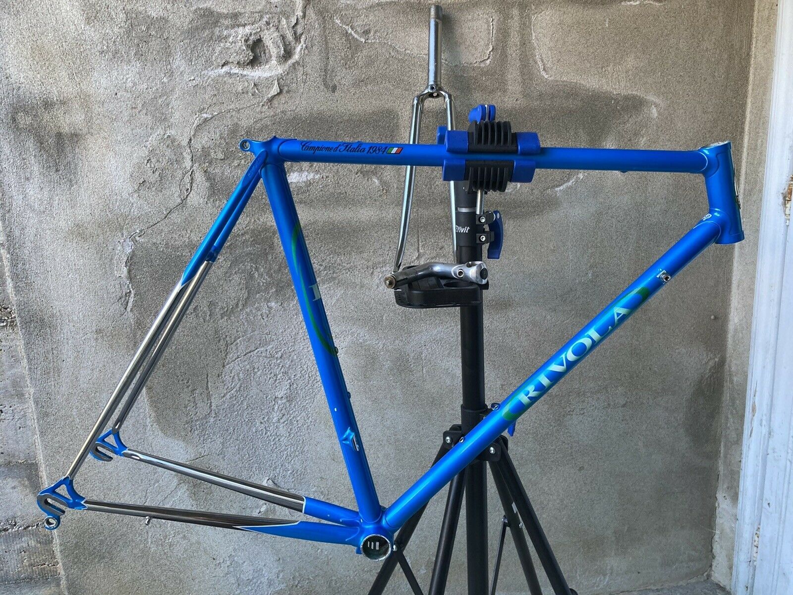 Rivola 525 del 1986 telaio blu Cinelli Spoiler  (14).jpg