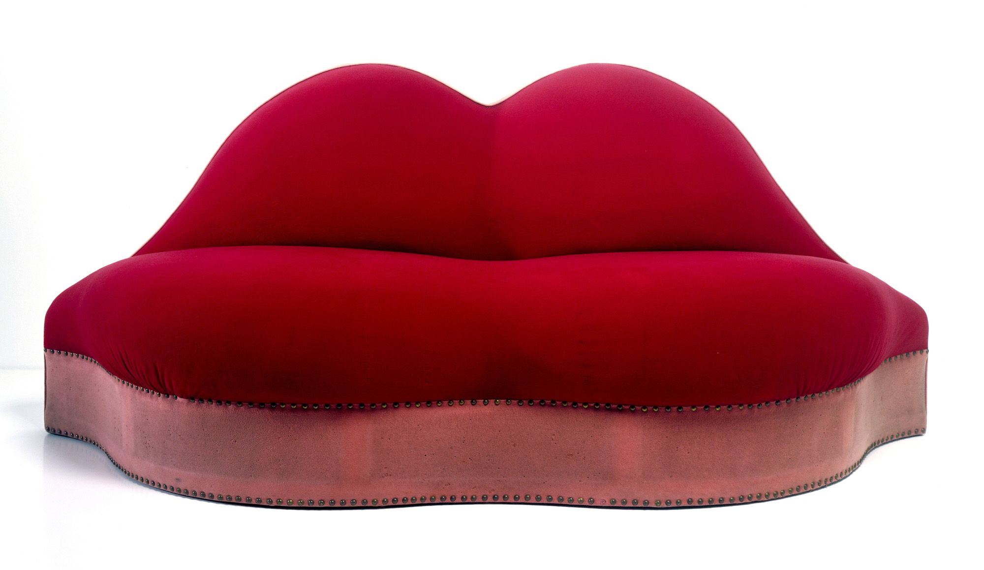 Salvador Dalí - Mae West Lips Sofa 1937-38.jpg