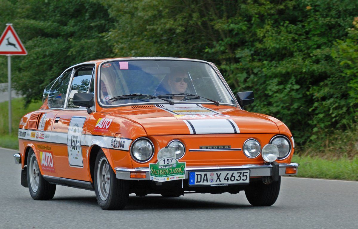 Saxony_Classic_Rallye_2010_-_Skoda_110_R_1978_(aka).jpg