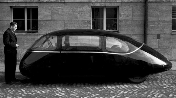 Schlorwagen “Pillbug”, 1936. Rear mounted engine. Drag coefficient of 0.13.jpg