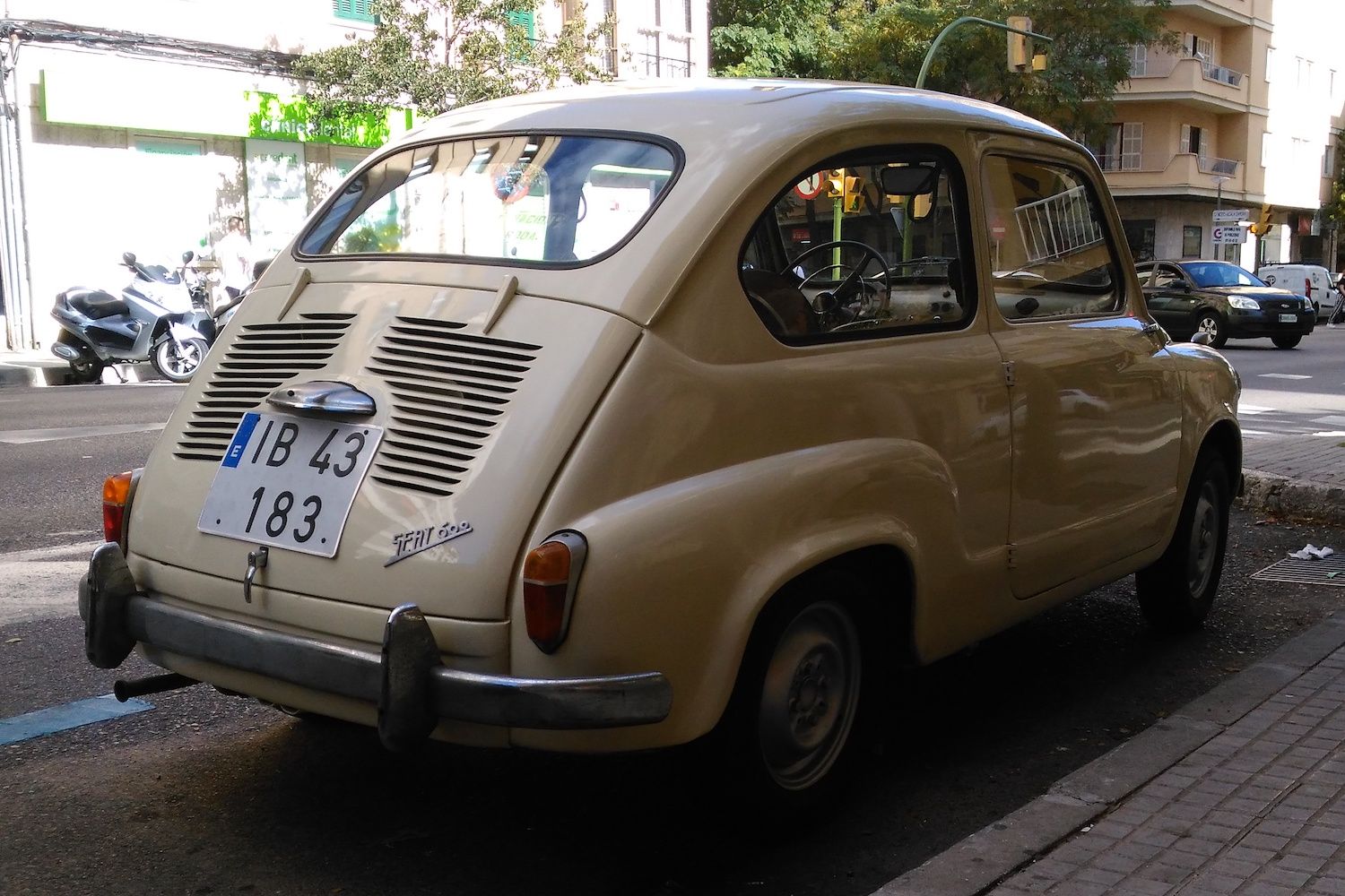 Seat_600_Bild_1.jpg