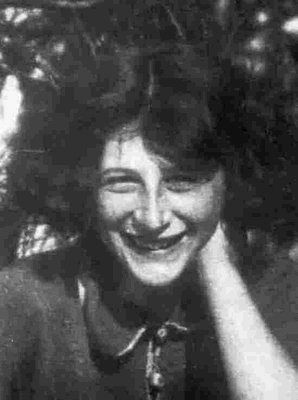 Simone_Weil_1922.jpg