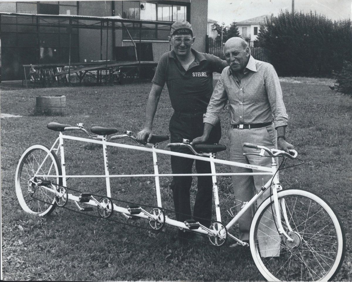 StelBel_tandem_vier_quattro_four.jpg