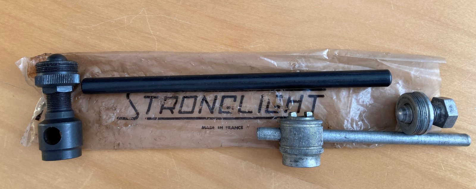 Stronglight23,35.jpg