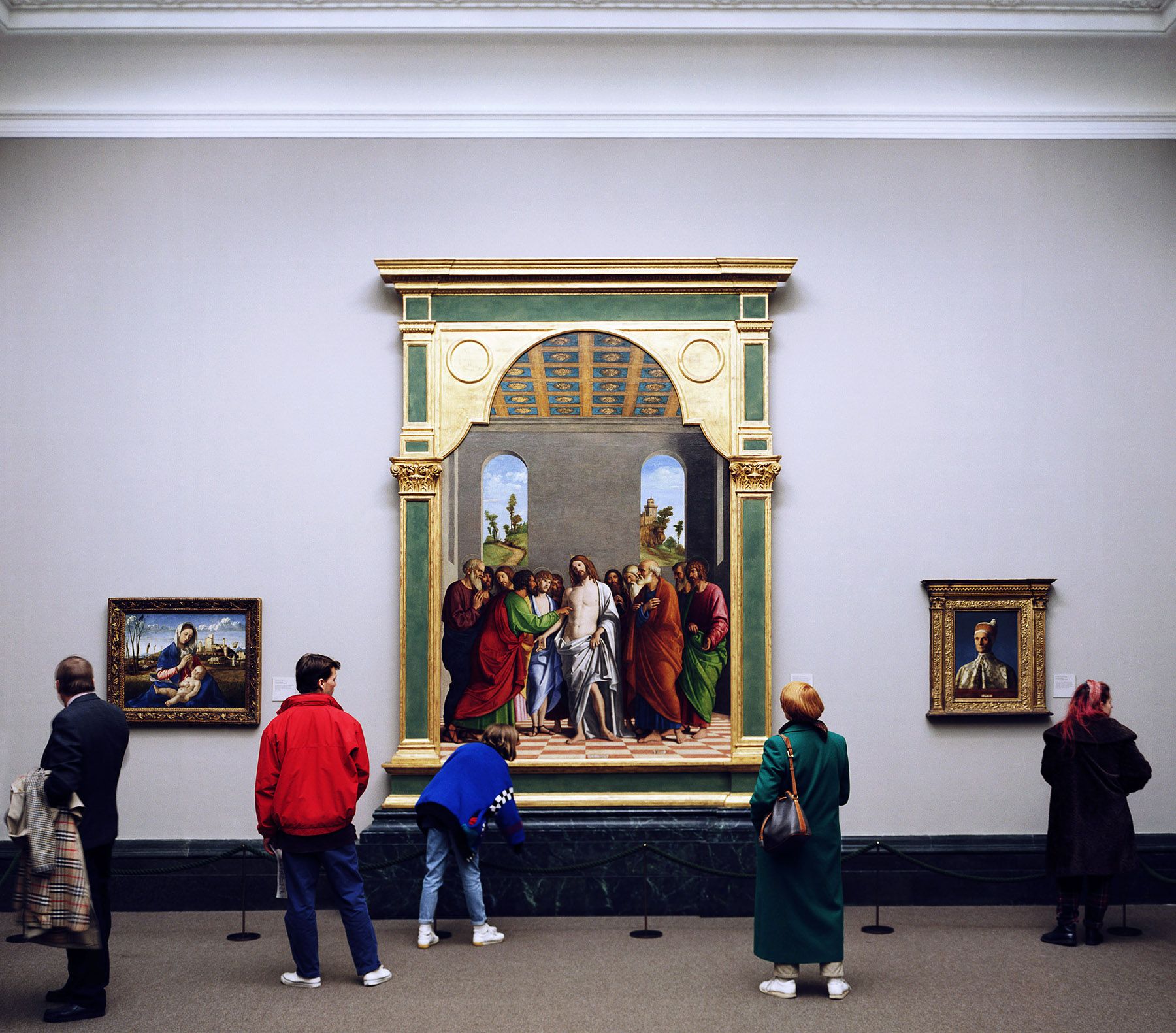 struth-national-gallery-1-london-1989-web.jpg