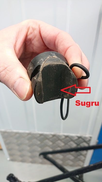 Sugru_Mount.jpeg