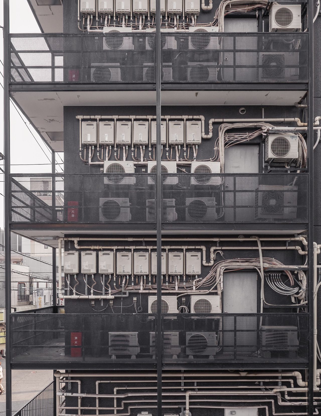 Suspicious building in red light district, Chiba city, Chiba, Japan - © Jan Vranovský, 2017.jpg