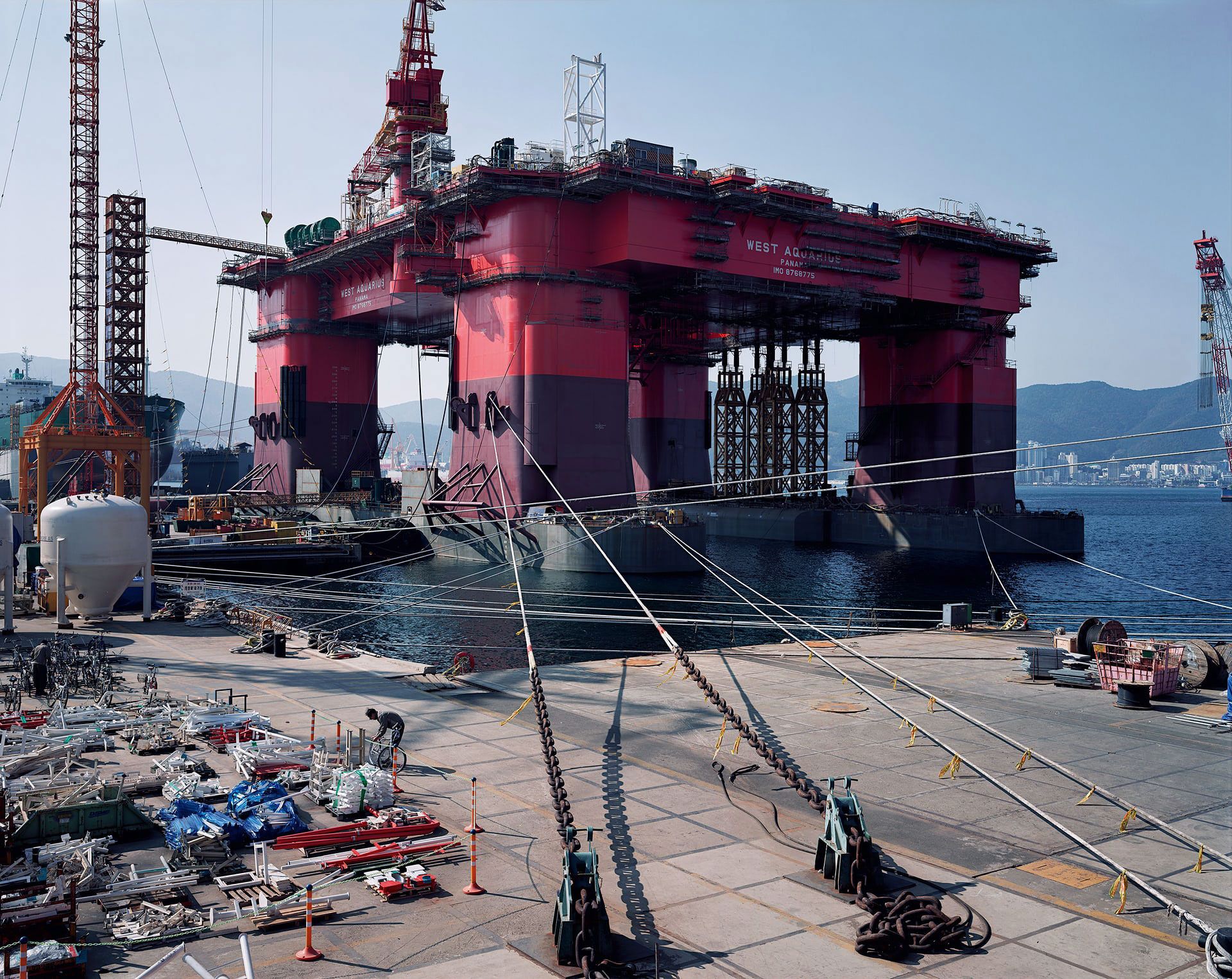 Thomas Struth - Semi Submersible Rig, DSME Shipyard, Geoje Island (2007).jpg