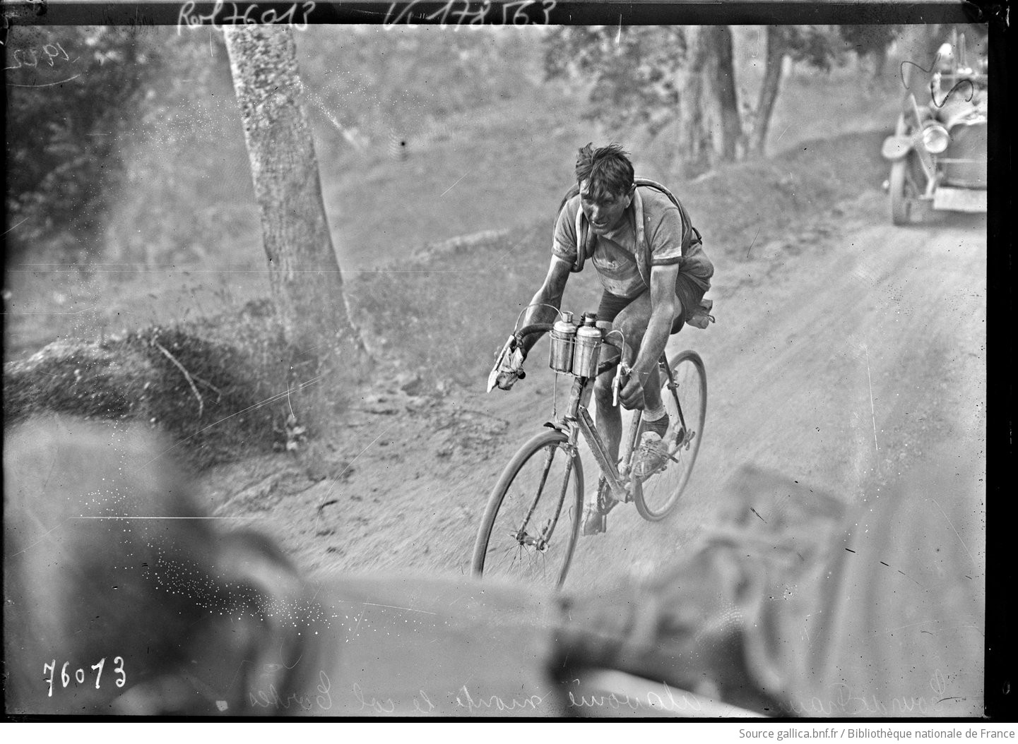 Tour_de_France_Alavoine_monte_[...]Agence_Rol_btv1b53084576j.JPEG