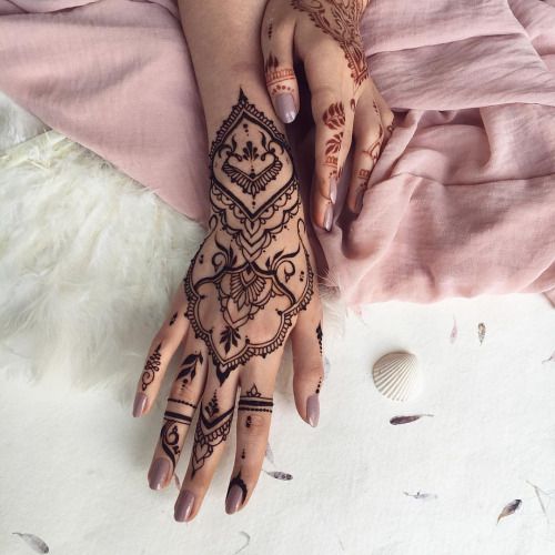 tumblr_ henna tattoo ofge3gcyXZ1sux5x4o1_500.jpg