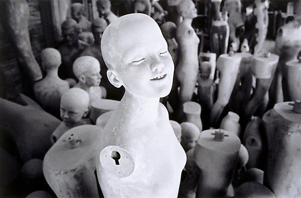 tumblr_Mannequi factory, Sydney 1974 (printed 1988) David Moore_1280.jpg