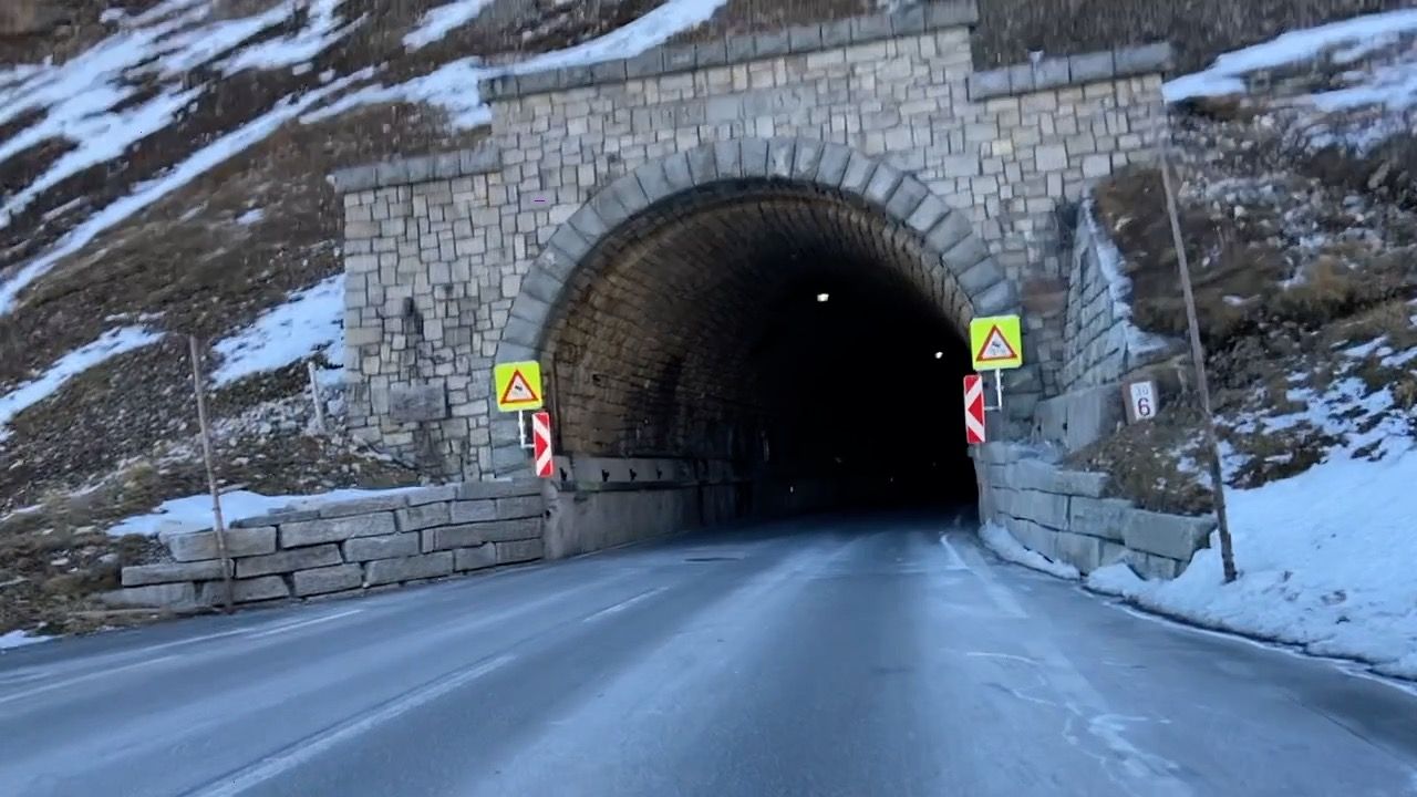 Tunnel Großglockner Teil 2.jpg