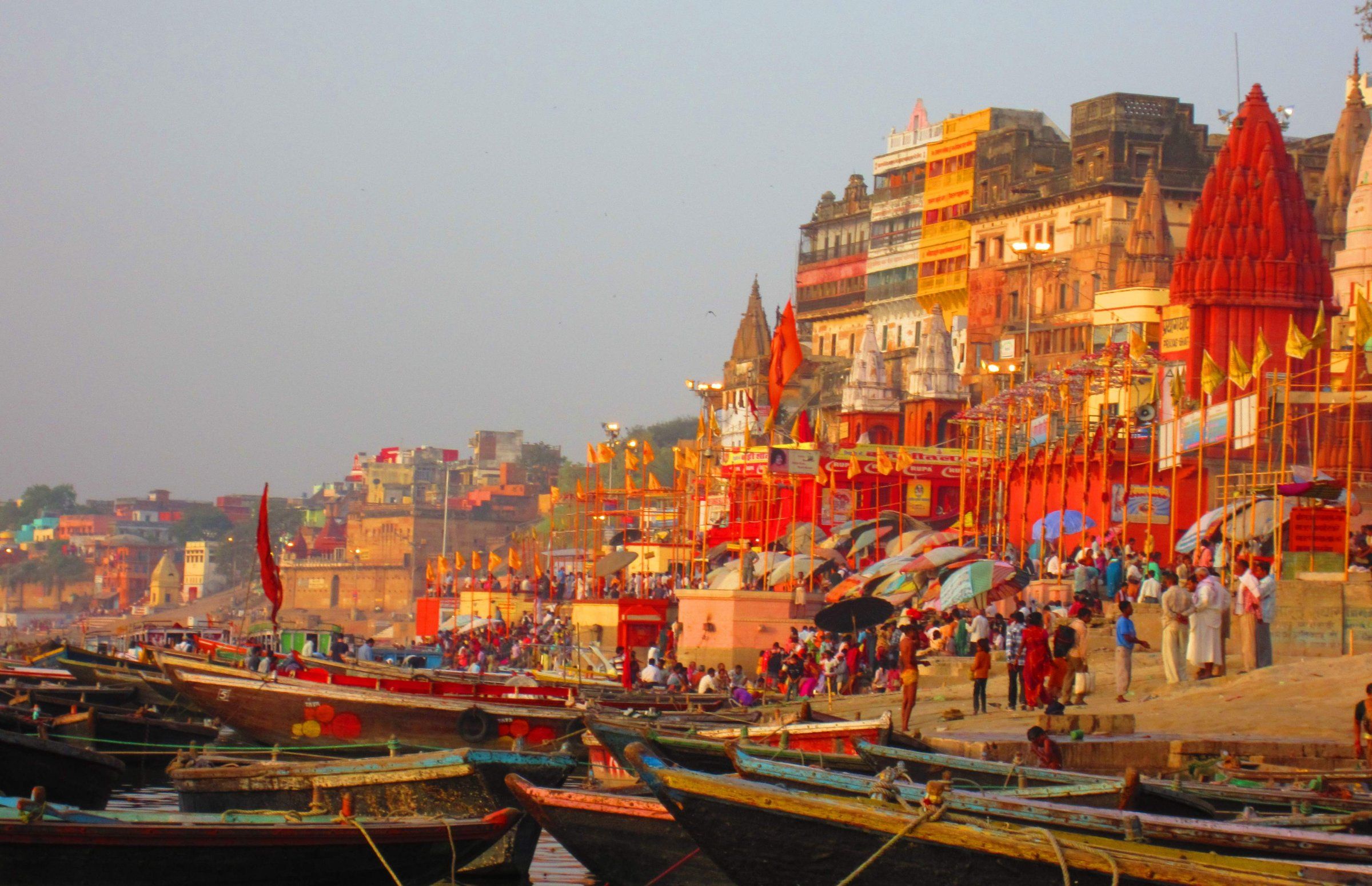 Varanasi-Ganga-Ghat.jpg