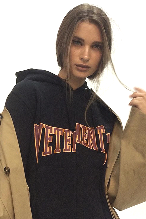 Vetements.png