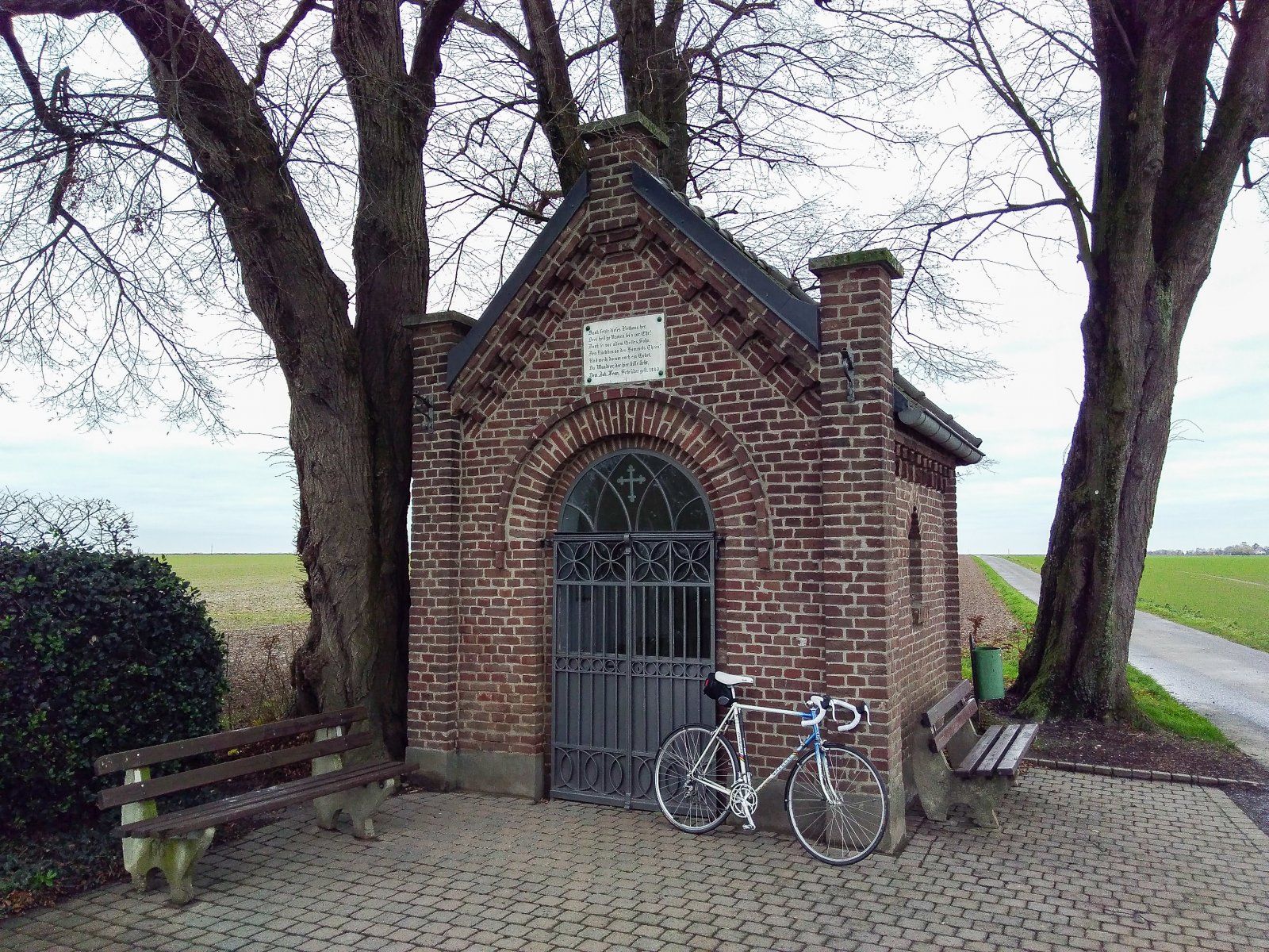 Vintelener Feldkapelle, am Vorabend des 2. Advent 2019 - Kopie.jpg