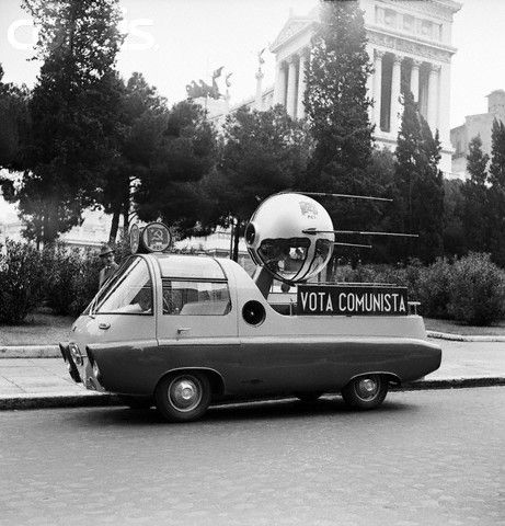 VOTA COMUNISTA - Italy, Rome, 1958.jpg