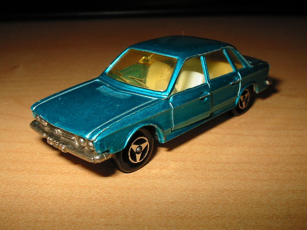 VW K70 - Majorette.JPG