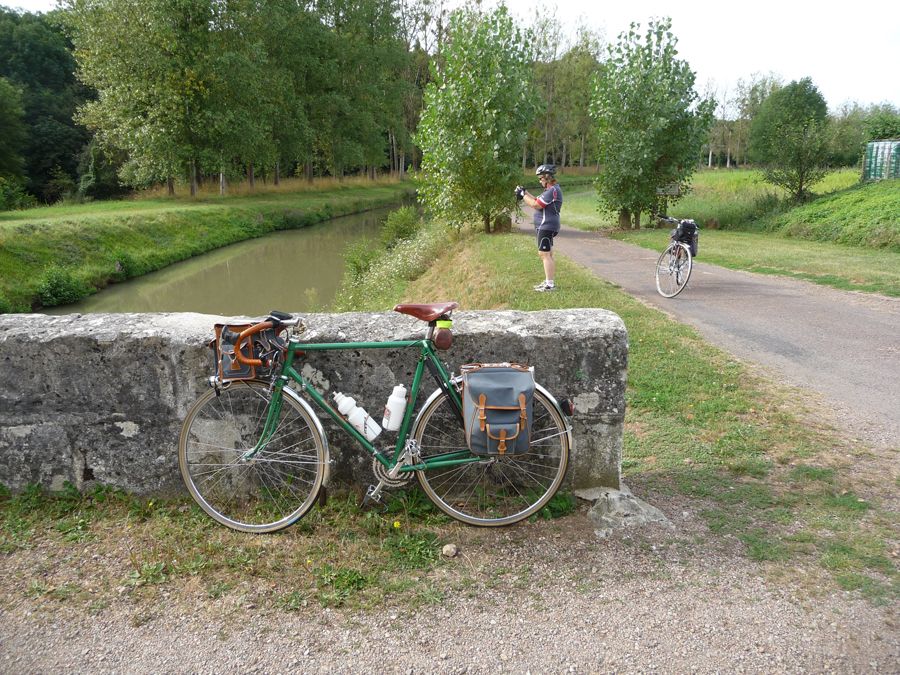 Web.Canal de la Nièvre 2012.jpg