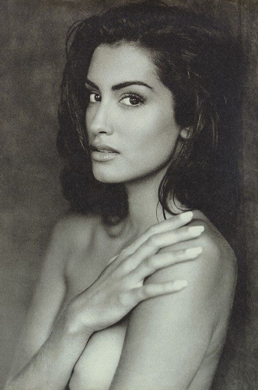 Yasmeen Ghauri 3.jpg