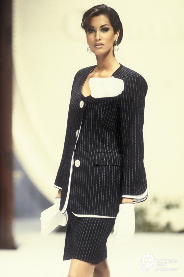 Yasmeen Ghauri for Christian Dior, 1992.jpg