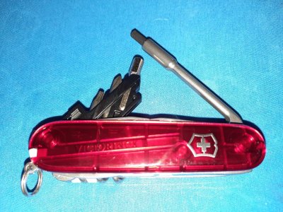 Victorinox Cyber Tool L mit 5mm Bit.jpg