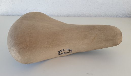 Selle Italia Anatomic (1).jpg