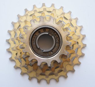 dura ace schraubkranz 01.JPG