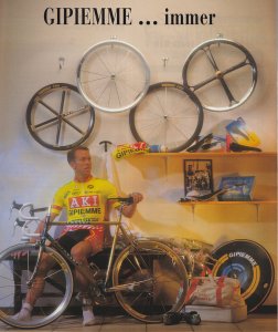 francesco-moser-leader-ax-aki-gipiemme-1995-oldbici-jaskula (1).jpg