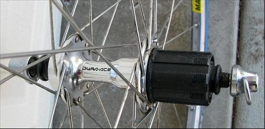 Shimano FH-7403 Velobase.jpeg