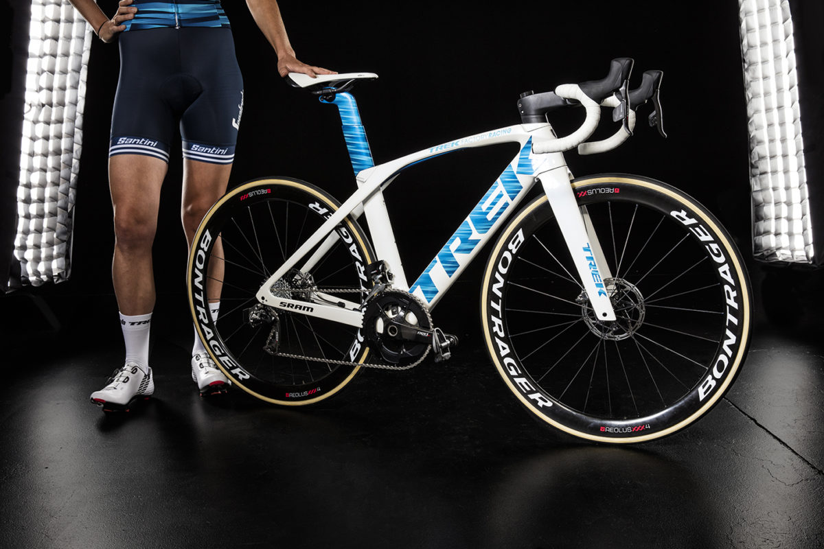 Trek-Segafredo fährt 2019 mit Sram: Neues Madone Teambike für Frauen vorgestellt