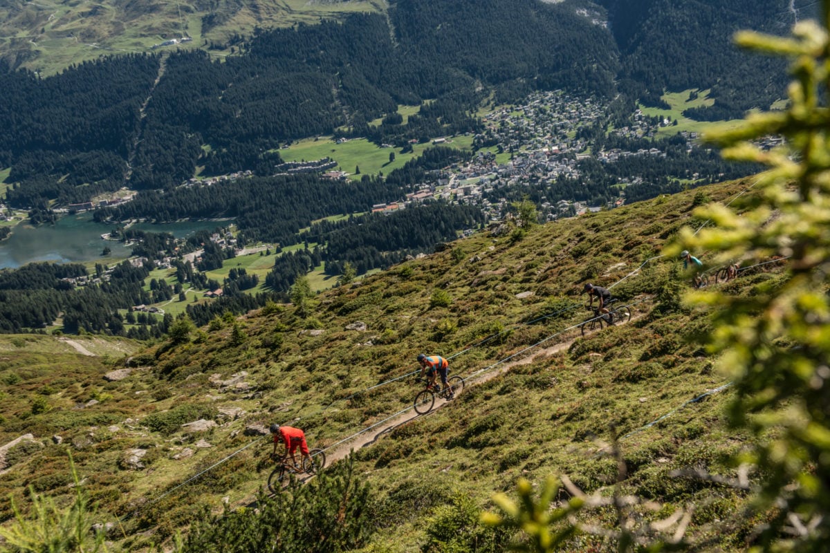 Grinduro 2020: Schweizer Premiere für das Gravel-Großereignis