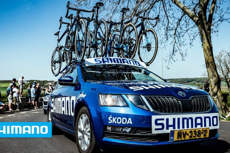 Shimano Materialwagen bei der Tour: Blau statt Gelb