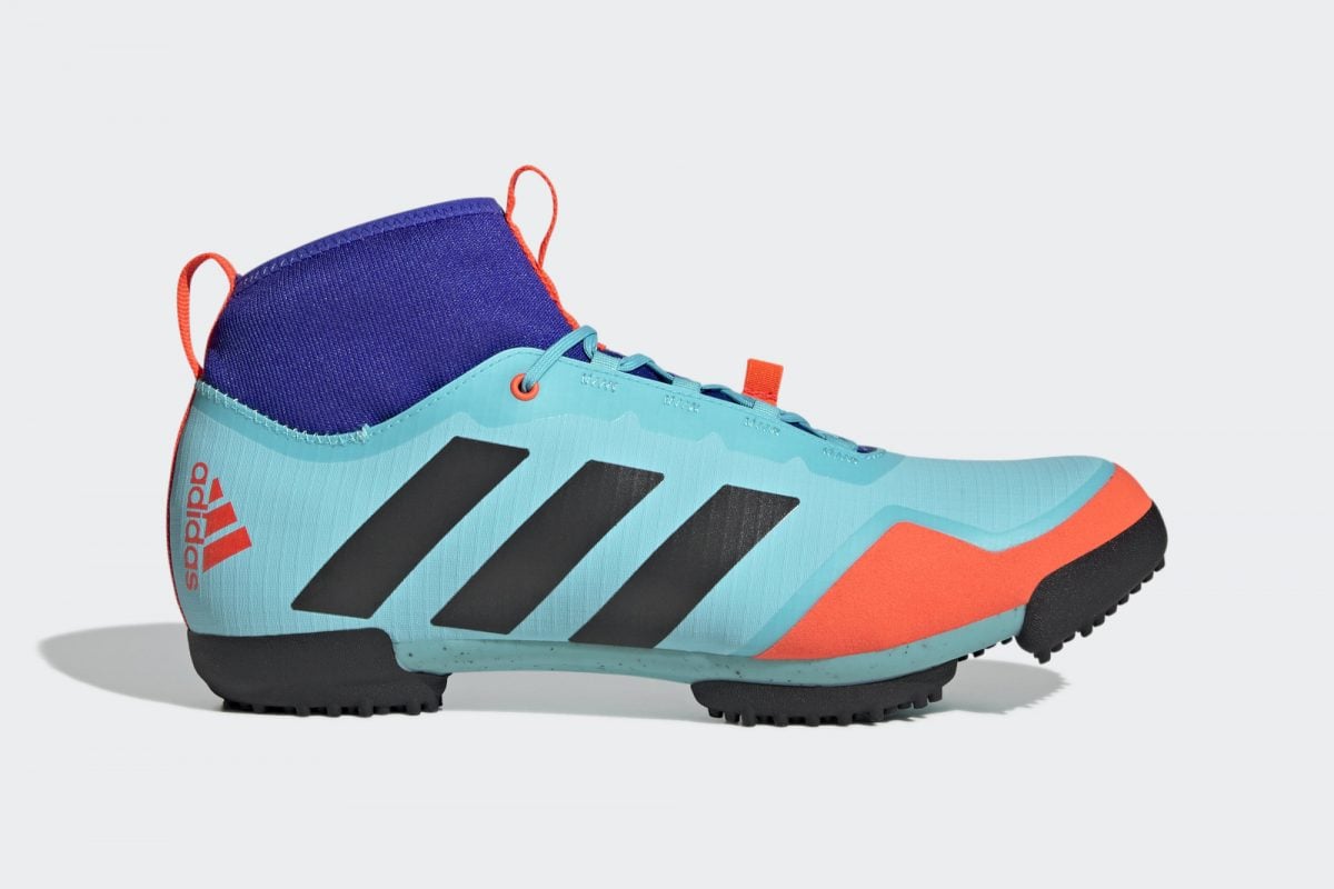 Adidas The Gravel Premiere: Neuer Gravel-Schuh mit den 3 Streifen