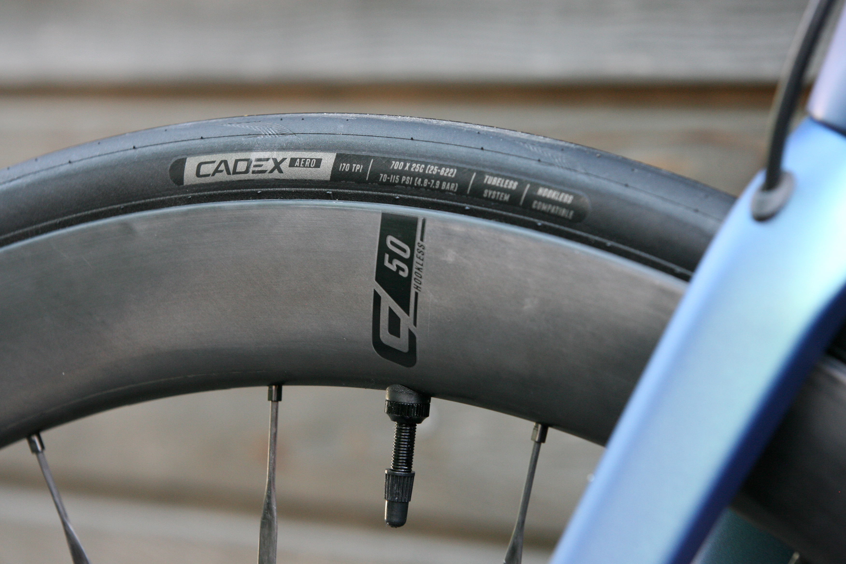 Cadex 50 Ultra Test: - Rennrad-News und Carbon Aero-Reifen