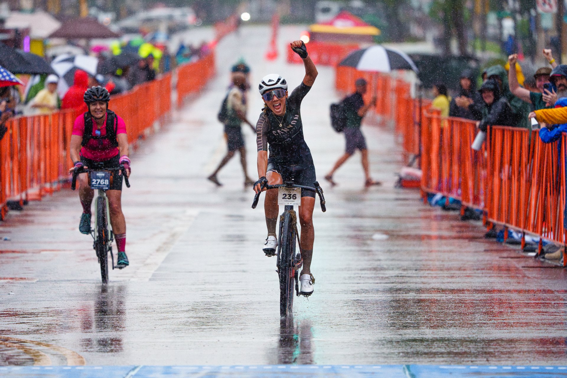 Unbound Gravel 2023 Ergebnisse: Carolin Schiff gewinnt inoffizielle Gravel-WM