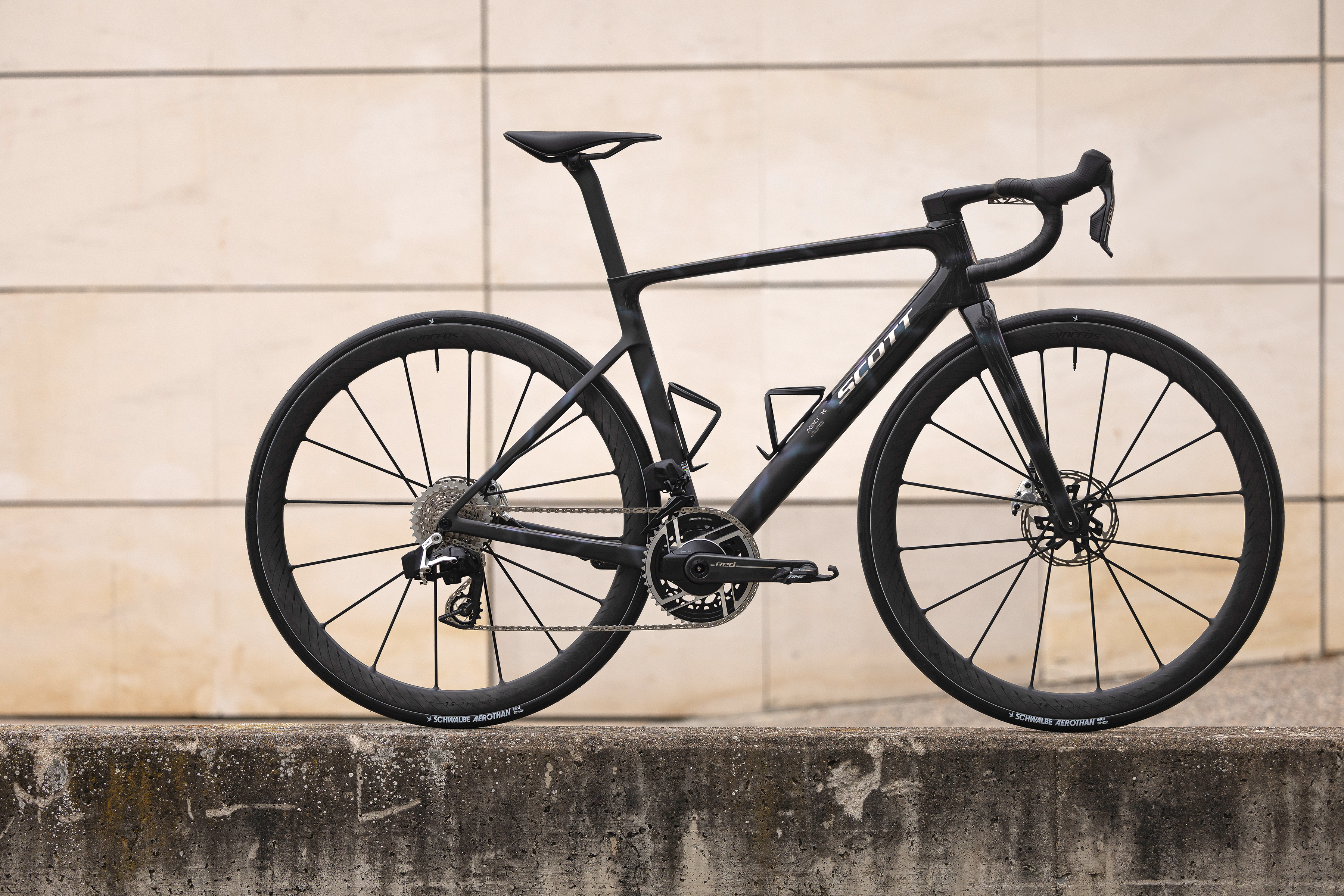 Neues Scott Addict RC Ultimate im Test: 5,9 kg – leichtestes Rennrad der Welt?