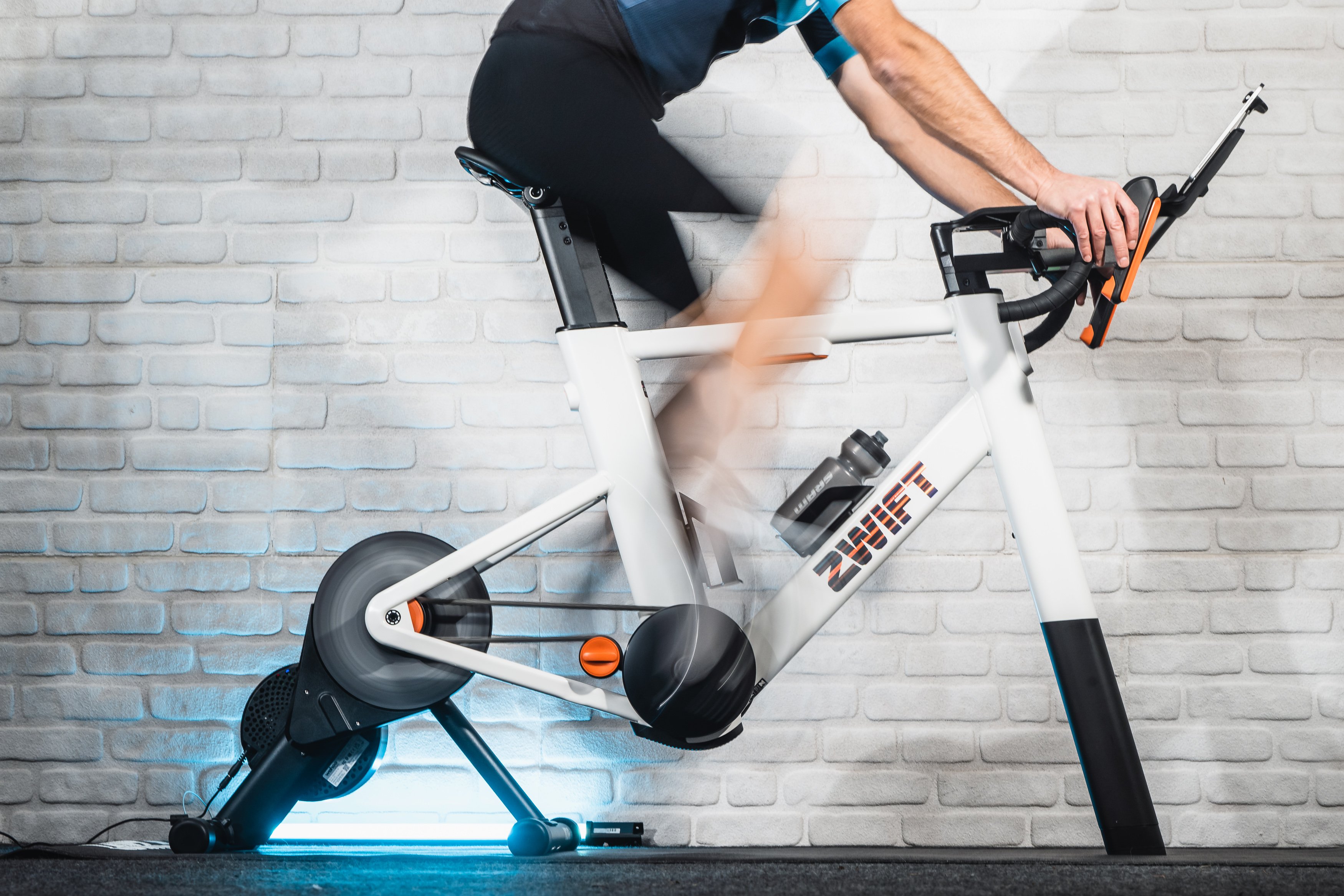 Zwift Ride Smartframe – Ausprobiert!: Indoor-Training leicht gemacht